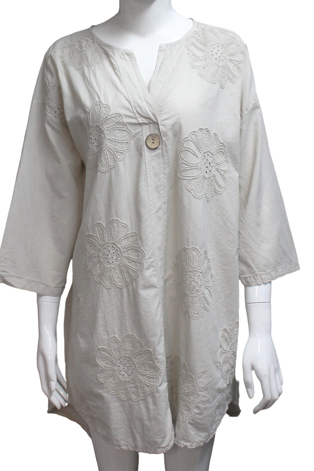 One button floral embroider long top
